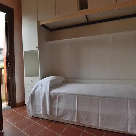 Apartment San Remo With Pool